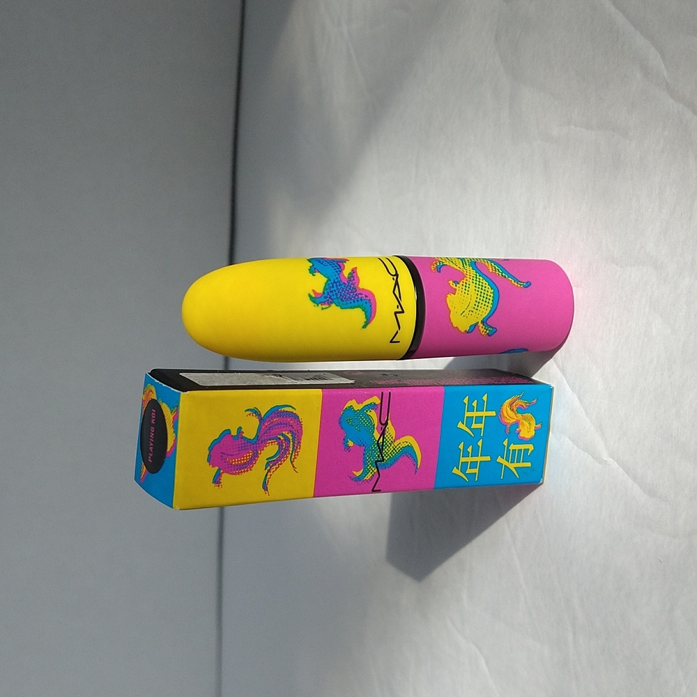 Mac moon masterpiece powder kiss lipstick - Picture 8 of 16
